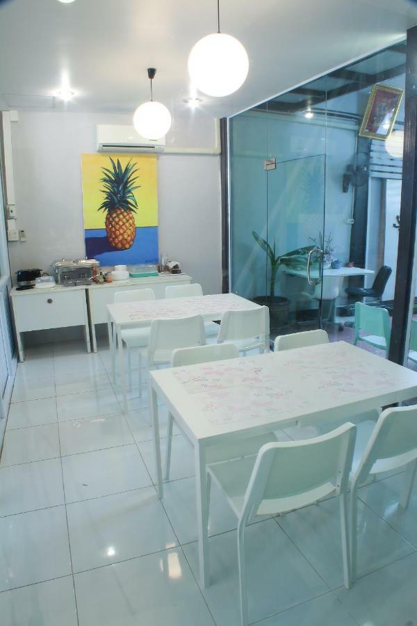 S'Prima Hostel Phitsanulok Exterior photo